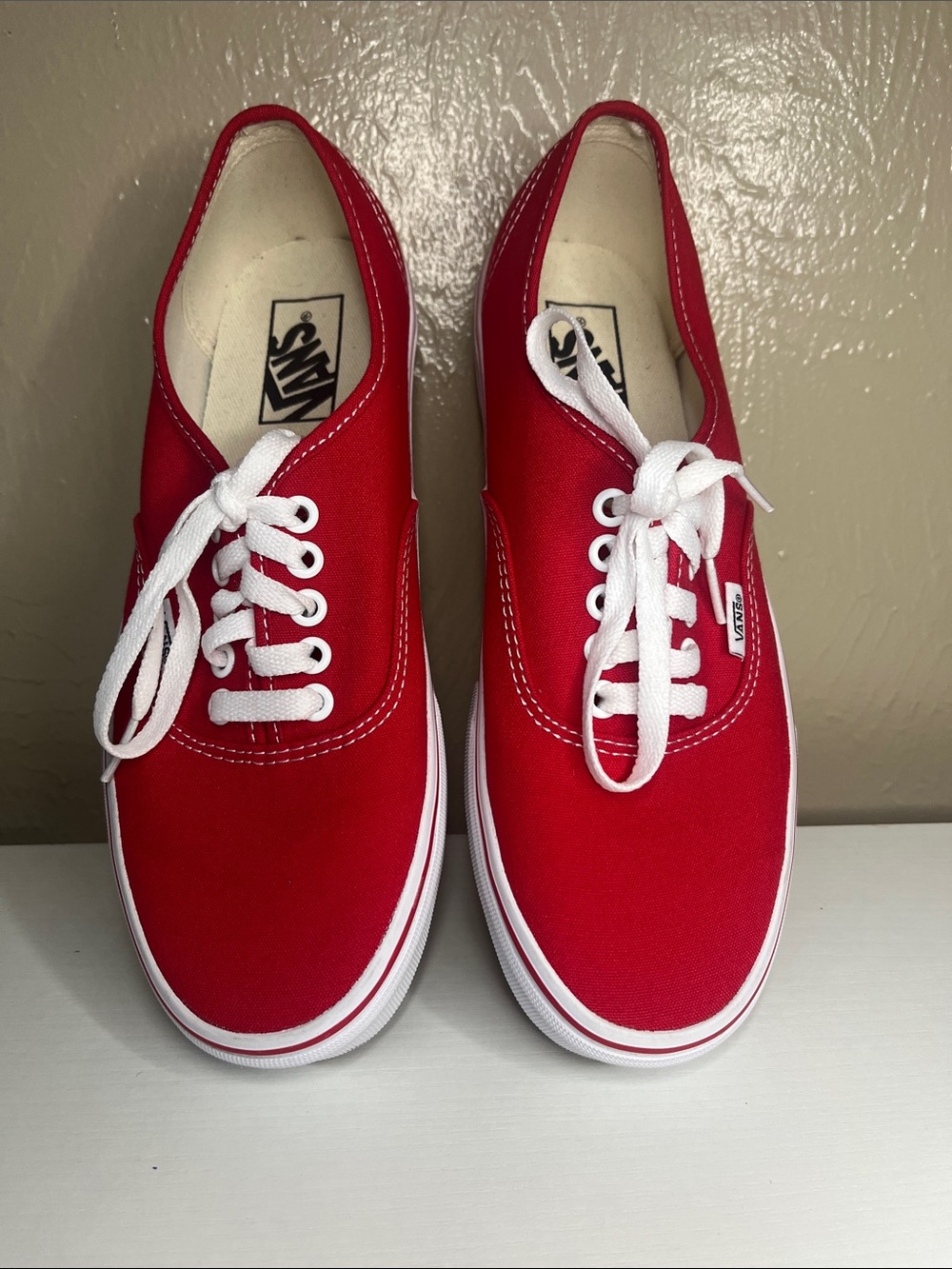 Vans Red Low-Top Canvas Sneakers with White Laces unisex- NWOT